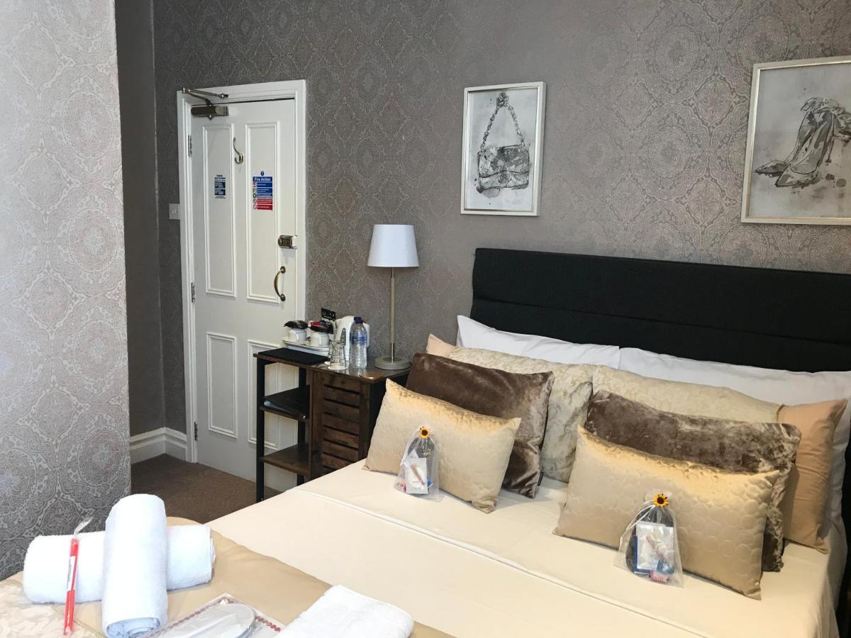 Raffles Hotel Blackpool Eksteriør bilde